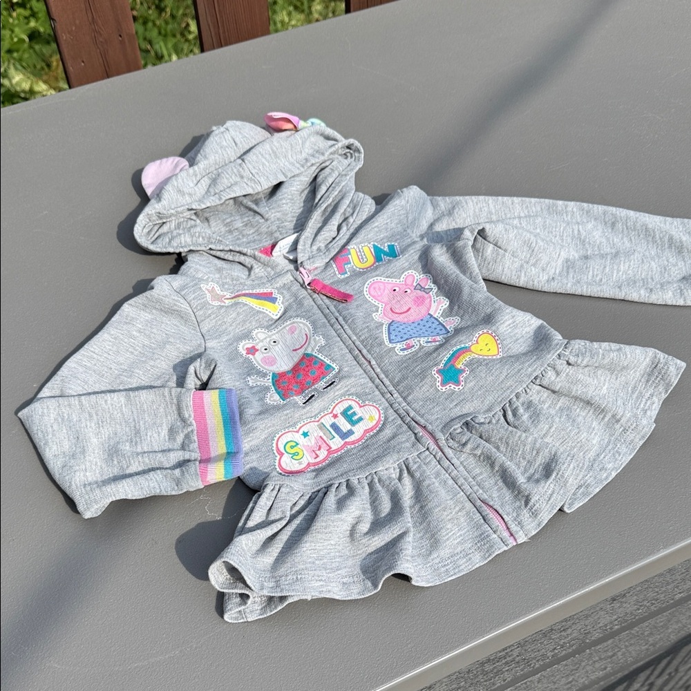 🎀3T 2008 girls Gray Peppa Pig Hoodie with Rainbow Accents